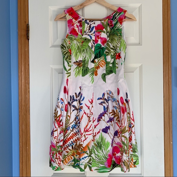 Zara cotton floral fit and flare dress - Picture 2 of 10